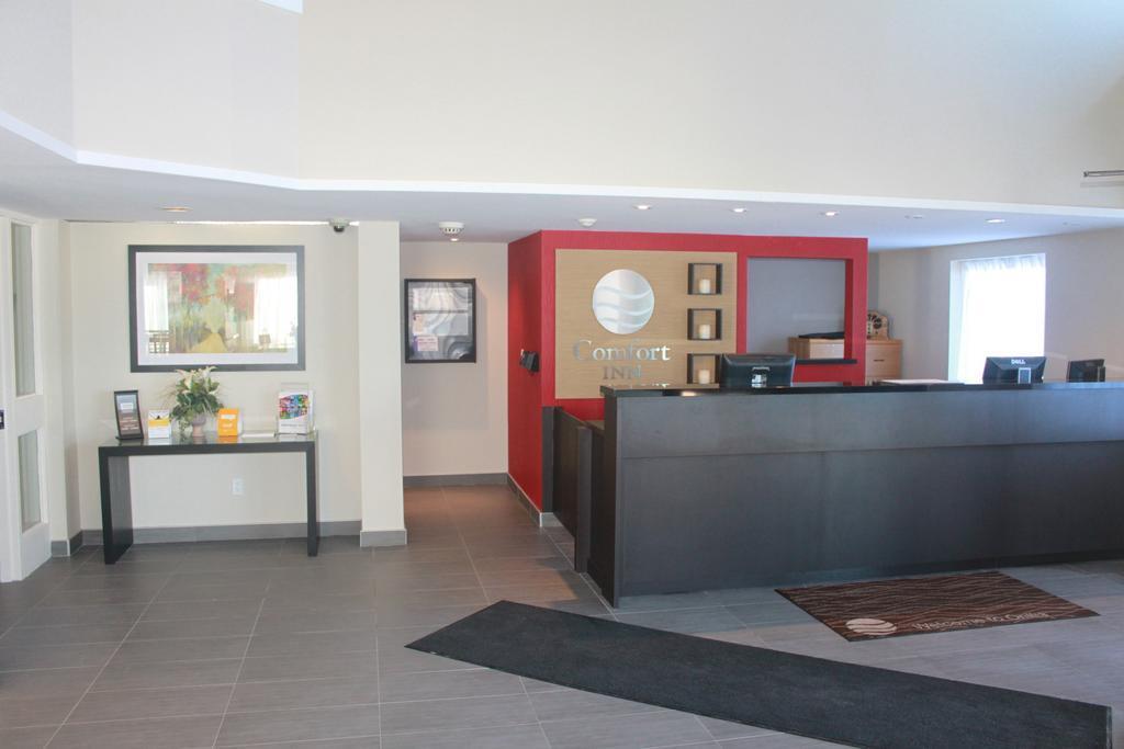 Comfort Inn Orillia Extérieur photo